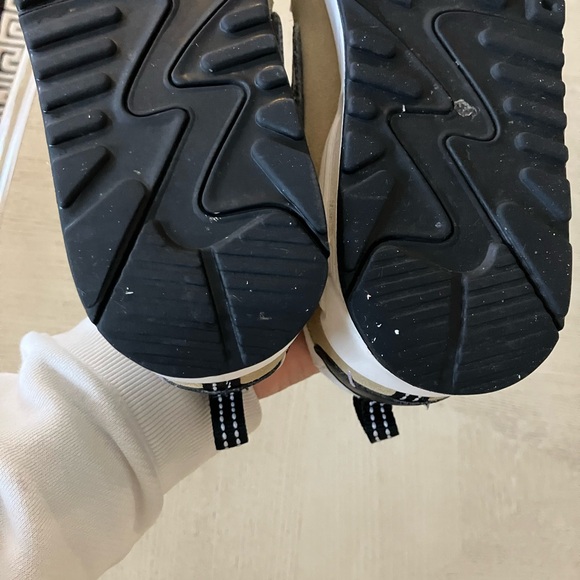 Nike White/Beige/Brown Air Max 90 Futura Woman’s Size 6 - Picture 8 of 9